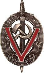 Bolsjevikstyrkorna mötte nästan inget motstånd alls. Det ryska samhället var kaotiskt.