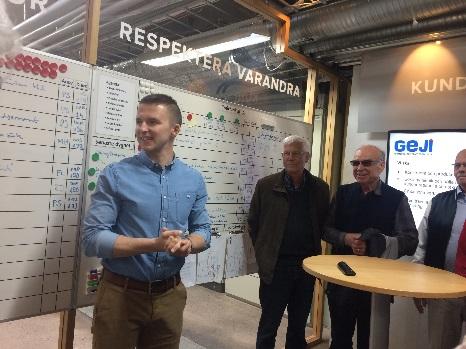 verkstad som konstruerar och producerar tekniskt formgods till kunder med uttalade