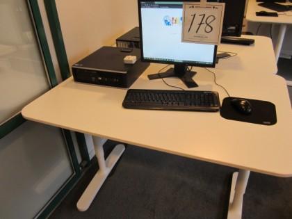 tangentbord, skärm och bord