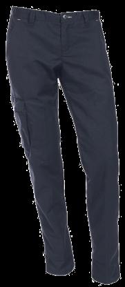 C H I N O S Skillnaden sitter i detaljerna Vill man ha ett mer elegant utseende på byxorna så är chinos ett utmärkt val.