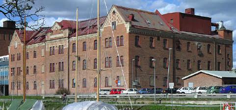 UPPSALAS INDUSTRIMILJÖER 2003 4 (5) Företagshistoria Branschhistoria 1864 anläggs en ångdriven kvarn vid Uppsala hamn. 1874 köps den av det nybildade Upsala Ångqvarns AB.