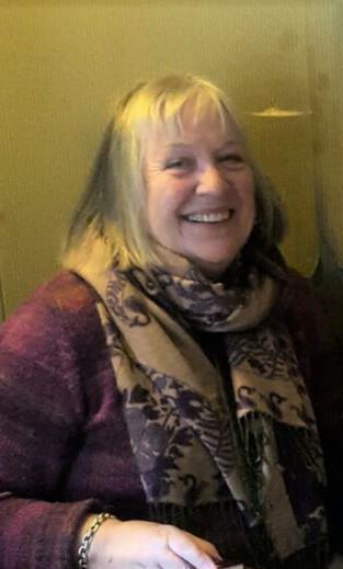 35 Vi sjunger sånger och rör oss till musik i Dingtuna kyrka. Anmälan till: Eva Lillqvist 021-108656 epost: eva.lillqvist@svenskakyrkan.