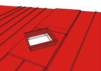 Om det inte går att montera brandluckan vid taknocken måste brandluckans ovansida anslutas till taknocken med förlängningsplåtar. Montera brandluckan enligt beskrivningen ovan.