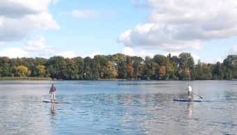 Seit Juni können die Kyritzer und ihre Gäste von der Insl aus zu Stand up Paddling-Touren aufbrechen.