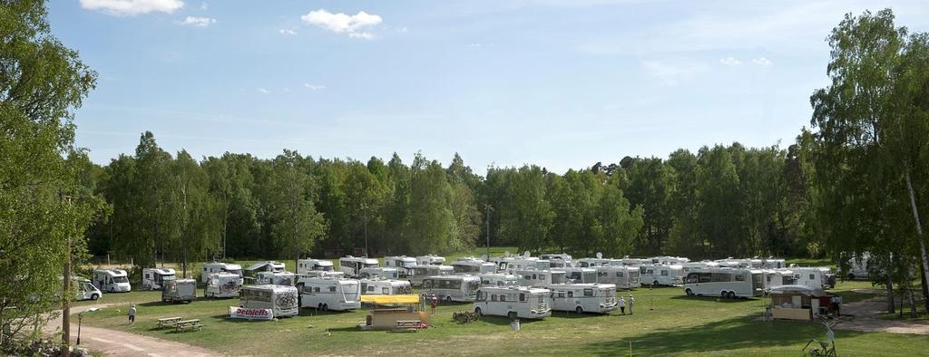 Årsmöte i Westerqwarn På fredagskvällen slog vi nytt Dethleffs klubbrekord i långbord ca 43 meter, 4 meter längre än föregående år.