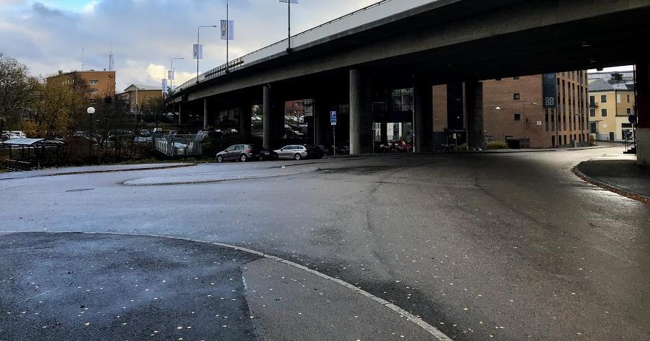 röra sig över ytan.