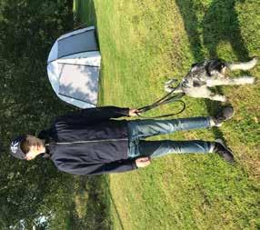 Vi ser gärna att domarna bidrar till detta i ringen. Det är ju dom som är rasens framtid och skall se till schnauzern fortsätter vara den fantastiska hund som vi älskar.
