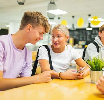 reportage om frias skolmatskoncept På Fria beställer alla elever sin skollunch via en app Namn: Sofia Nordell Yrke: Restaurangchef på Fria och driver företaget Mitt Käk Som en del i Malmö Fria