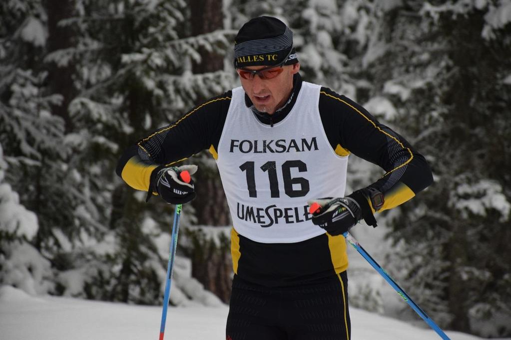 Christian Skaderby i Vildmannaloppet 2018 Bert-Allan och co hade fått till ett mycket bra spår i Umeloppet och bjöd samtidigt på ett ganska lätt före. Hela 14 åkare från Jalle kom till start.