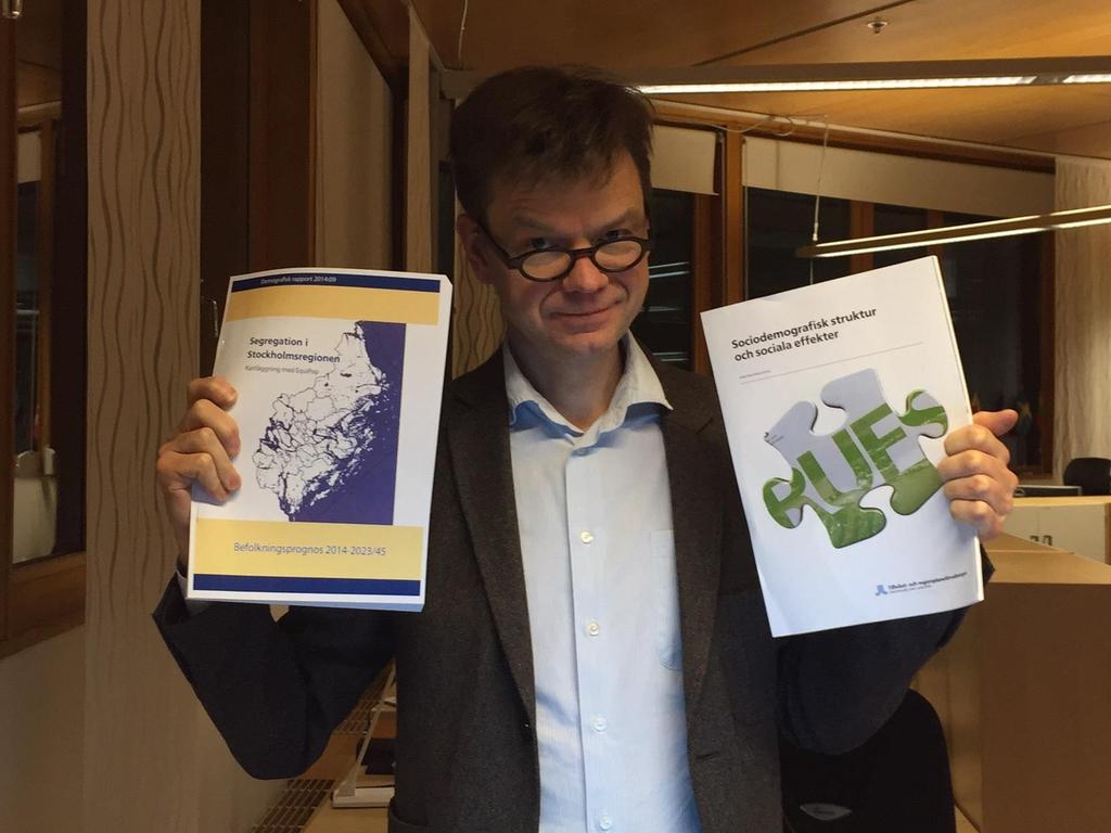 RUFS väldigt kort, något om processen och varför RUFS behövs att ta det generella greppet varför En öppen, jämlik och inkluderande region ska vara så himla viktigt.