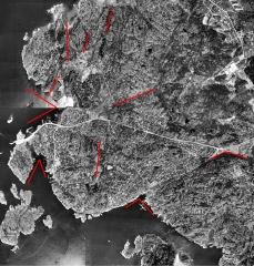 Dominanta landskapselement, vatten BLÅ, veg- Höjdpar tier mellan 55 och 65 meter över etation RÖD, berg GRÖN och öppen åkermark havet. GUL.