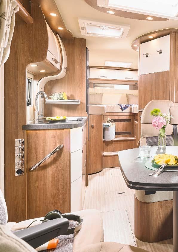 c-tourer T 143 LE i stilen epic bicolor