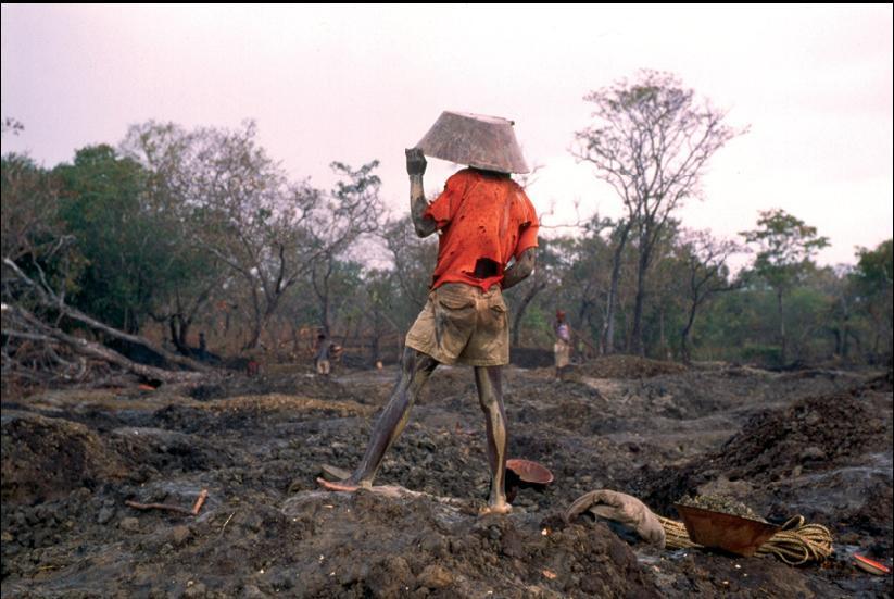 Uganda 2007 - Gruvsektorsutveckling, miljöstyrning & sociala frågor: Multidisciplinärt projekt Gruvkadaster; geo.
