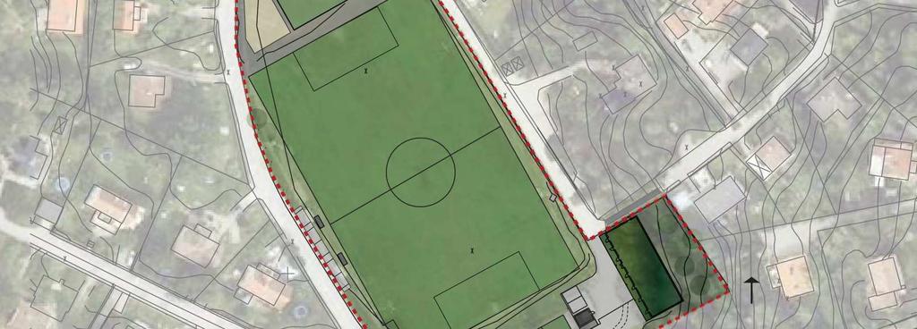 Längs långsidorna av den stora planen kan avbytarbås uppföras. En yta föreslås för en mindre lekplats som beläggs med sand och utrustas med lekredskap.