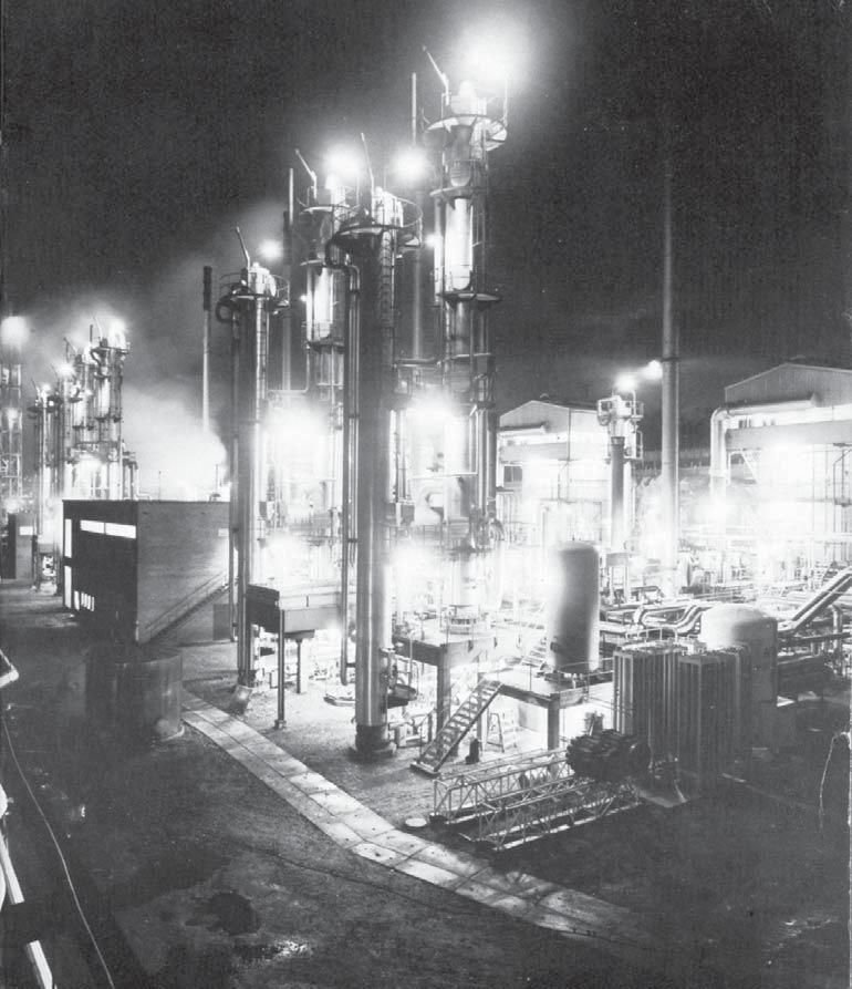 Under gasverkets första 60 år var försäljning av biprodukter till gasframställningen, framförallt koks, en nästan lika stor inkomstkälla som själva gasen.