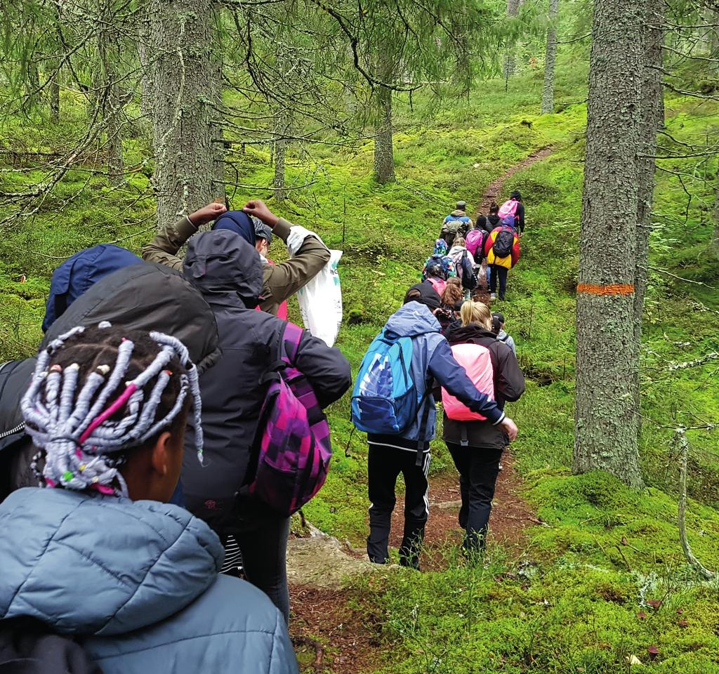 25 år för Guideprogram nat ure n juli-december 2019 Glöm inte att alltid... - ha kläder efter väder.