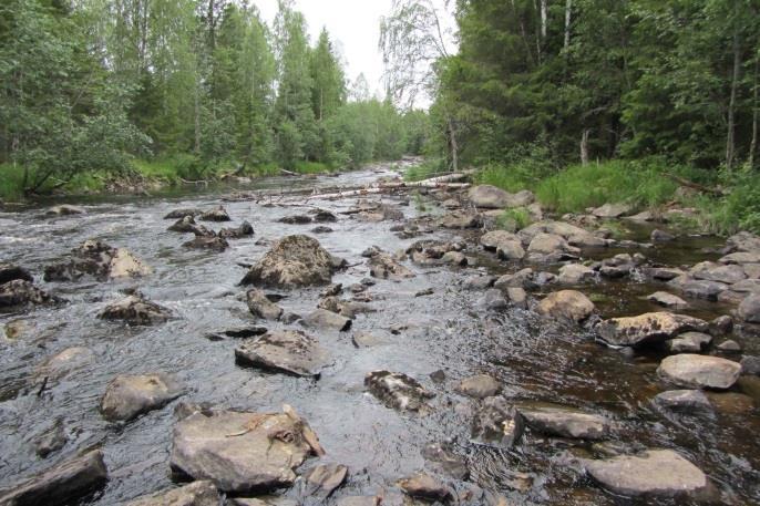 25). Även detta inlopp öppnades upp och justerades för att underlätta