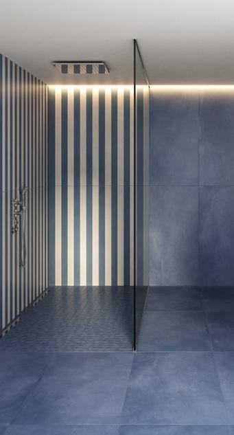 PLATTORNA FINNS UTÖVER DE VANLIGA NYANSERNA, ÄVEN I GRÖNT, BLÅTT OCH ROSA. MARAZZI MINERAL IRON Som bas i den industriella stilen gillar vi råa material och uttryck, gärna betong och metall.