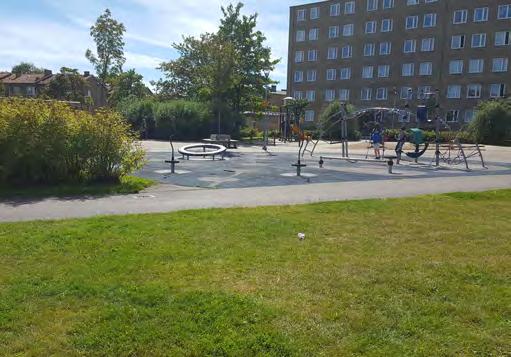 2. DOMHERREPARKEN Lekpark Lekplatsen är en lekpark med plats för lek och aktiviteter