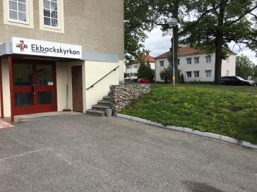 Det har varit mycket god närvaro. De frågor vi ställts inför har varit och är: vill vi en utveckling? Vilka resurser har vi? Hur gör vi? Vilka utvecklingsgrupper är möjliga?