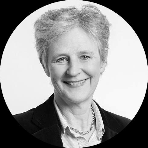 Tillsammans med andra kvinnor bygger vi en modern investeringsmodell och spetsutbildar kvinnliga