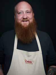 Mattias tar bland annat fram de nya smakerna till Årets Sill, samt vår limited edition sill som är unik för Restaurang & Storhushåll.