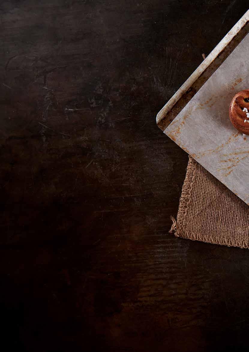 Lusselyx Vi älskar saffran och vi älskar Lussekatter men varför inte variera de gula, lyxiga godsakerna detta året?
