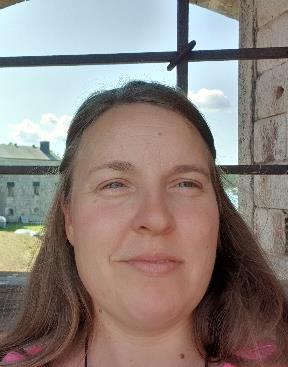 Pouran Almstedt är systemutvecklare och ansvarar för databaserna som utgör NKCx/Analys, hon har arbetat med NKCx-data i över 12 år.