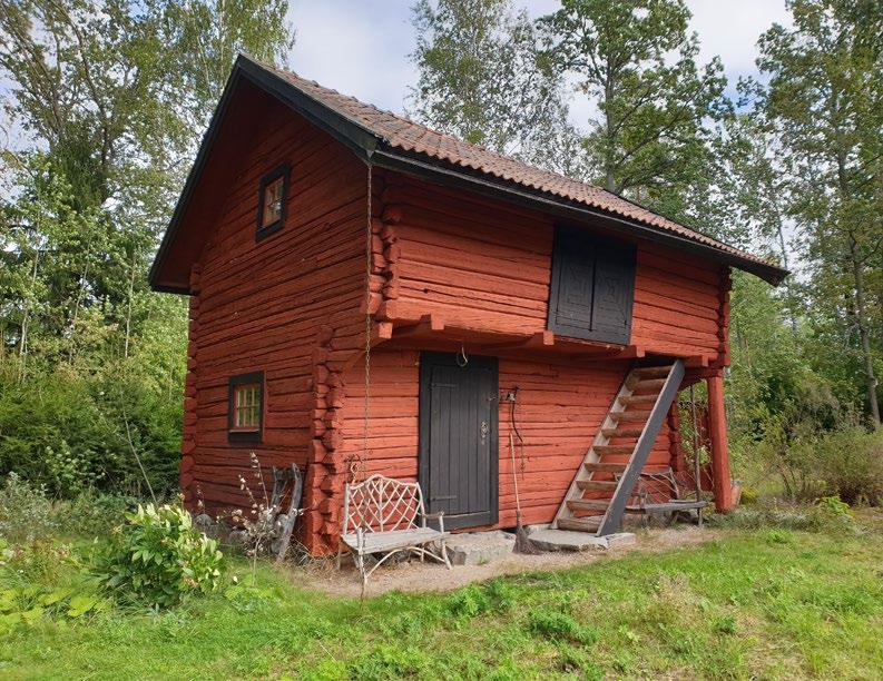 22 (31) Byggnadens karaktärsdrag. Byggnaden har sitt förflutna i Brokerud vid sjön Mangen i Värmlands län.