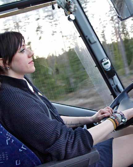 Böcker på alla arbetsplatser Det läsfrämjande arbetet med att bygga upp och stärka befintliga arbetsplatsbibliotek har under året varit något mindre då detta nu är helt självfinansierat genom de