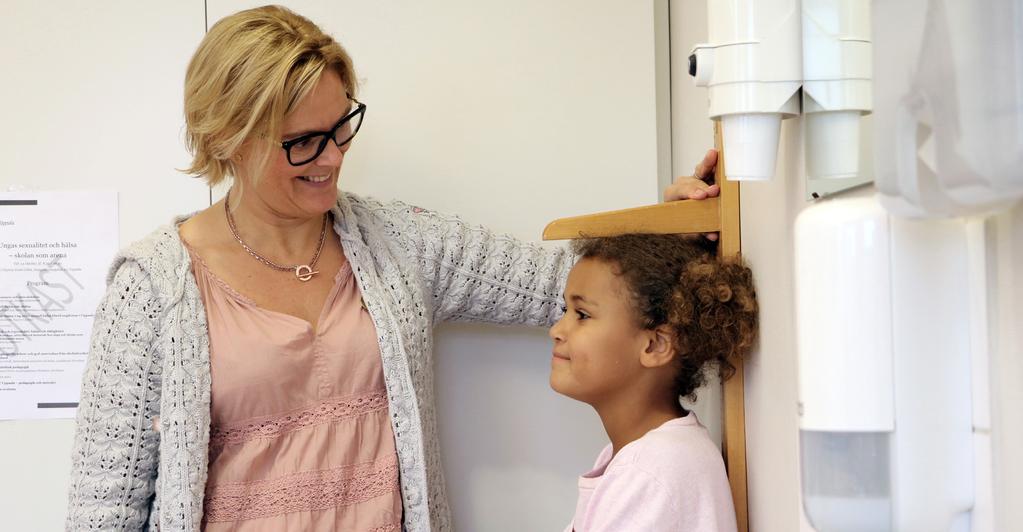 Elevhälsa När barnet börjar förskoleklass tar elevhälsan över det ansvar som barnavårdscentralen tidigare haft för att följa barnet. I Enköpings kommun har elevhälsan hbtq-kompetens.