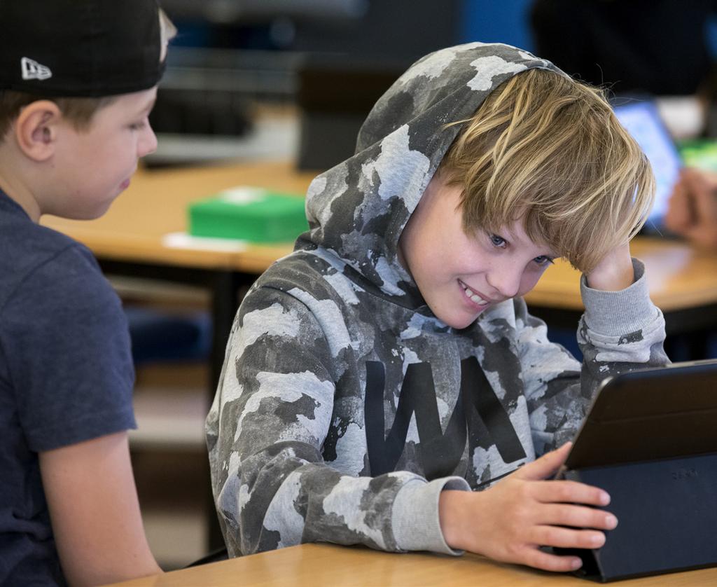 Lillkyrkaskolan, årskurs F 6 Kommunal grundskola Skolvägen 2 745 97