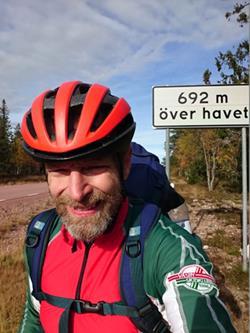 Jag var sugen, jag hade pannlampa och ett fantastiskt äventyr i vacker natur stod för dörren. Men realiteterna (och förhoppningsvis förståndet) tog som tur var överhand.