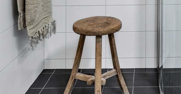 BADRUM, WC/DUSCH OCH WC VÄGGKAKEL BADRUM, WC/DUSCH OCH WC KLINKERGOLV LEVERANTÖR: KONRADSSONS KAKEL LEVERANTÖR: