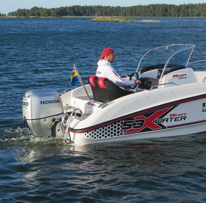 09 BF150/BF135/BF115/BF100/BF80 BF150/BF135/BF115/BF100/BF80 ECOmo BF150 PRESTANDATABELL Highfield Patrol 650 BF150 Längd 6,65 m - Vikt 710 kg Max effekt 175 cv 2 Personer Lugnt vatten Motorvarv