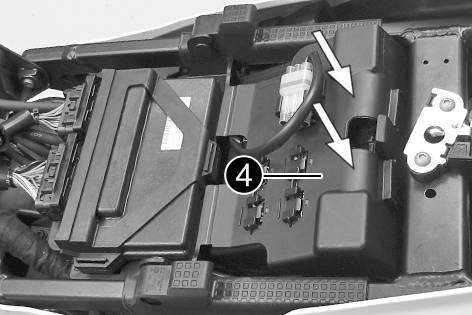 Batteriladdare (58429074000) Laddaren kan även användas för att testa vilospänningen, batteriets startförmåga och generatorn. Batteriet kan inte överladdas med denna laddare.