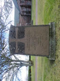 Här vilar Emma Augusta Carlsson fr Packarp *1862 +1930 G006 Högrest påkostad äldre vård i