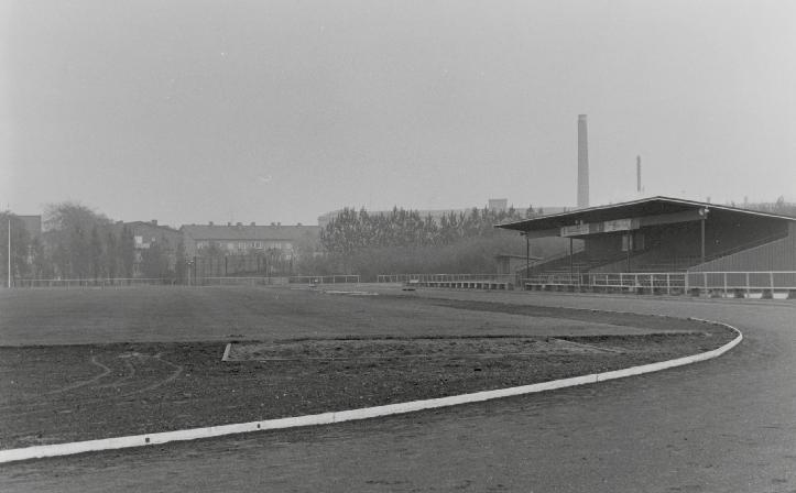 PILEVALLEN 1975, BURLÖVS FOTOKLUBB UR BURLÖVS KOMMUNS KOMMUNARKIV PILEVALLEN 1976, STENBERGS BILD UR BURLÖVS KOMMUNS KOMMUNARKIV För att berätta historien måste vi gå mer än 100 år tillbaka i tiden.