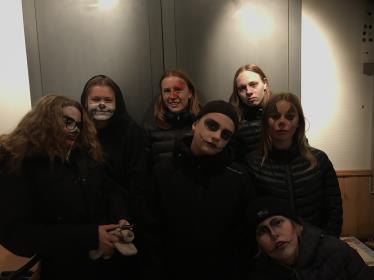 Vi fick ställa oss i kö vid rätt klass, start som vid ungdomsserien.