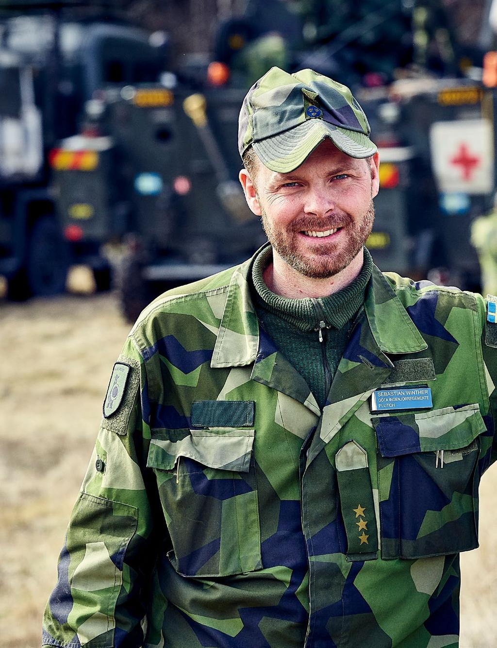 Medlemmen: Sebastian Winther, Kapten, Ing 2 i Eksjö, som läser högre officersprogrammet (HOP) Sebastian Winther är en av de första att läsa hela den nya officersutbildningen.