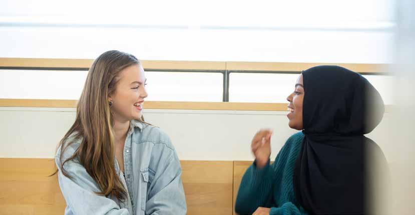 ELEVHÄLSAN DU SKA MÅ BRA! Elevhälsan består av skolsköterska, skolkurator, skolläkare, psykolog och specialpedagog/speciallärare.