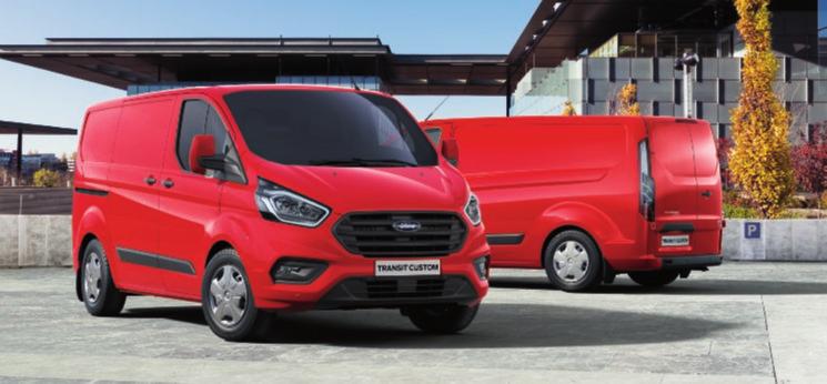 och Driver alert Instrumentgrupp (hög utrustningsnivå) Helljusautomatik Ford SYNC III Motorer Plug-in Hybrid 126 hk (92 kw)/355 Nm* 105 hk (77 kw)/310 Nm 130 hk (96 kw)/360 Nm 170 hk (125