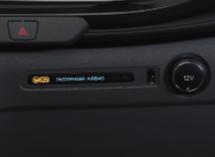 Backkamera Körfältsvarning och Driver alert Instrumentgrupp (hög utrustningsnivå) Helljusautomatik Ford SYNC III Motorer 130 hk (96 kw)/360 Nm 170 hk (125 kw)/390 Nm Karosstyper Skåp Dubbelhytt i