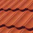 Fyra infästningspunkter per panna gör taket stormsäkert och minimerar tillsammans med formatet risken för spänningar i materialet vid temperaturväxlingar. Vikten är bara en sjättedel av betongpannans.