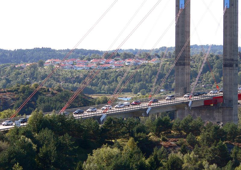 Hälsa kopplat till trafiksystemet Är det lättare att ändra beteenden utifrån hälsoargument? Behöver väga in säkerhet och trygghet också, annars väljer man bort alternativ. Vad menar vi med hälsa?