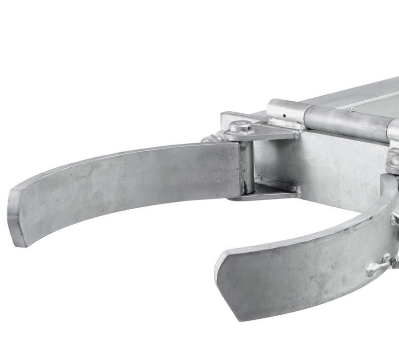 FATHANTERING Hydraulisk fatvändare För montering på gaffelspridare. Lyftkapacitet 600 kg. Tömningsvinkel 180 grader.