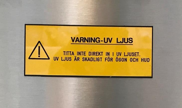 - instruktioner för inspektion, underhåll och rengöring av UV-lamporna samt risker och åtgärder vid eventuell brytning av en UV-lampa. - instruktioner för inspektion och underhåll av ozonvakter.