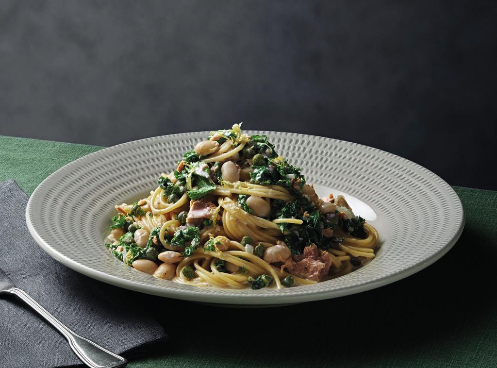RECEPT 1 30 MIN 681kcal/port. Energi från: Fett 25g Kolhydrater 79g Protein 32g Pasta med tonfisk och grönkål Krämig tonfiskpasta med vita bönor och kapris.