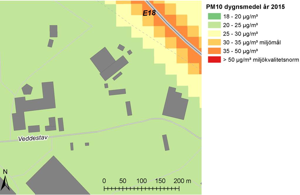 Resultat Figur 7-13 visar beräknade totala halter av partiklar, PM10, och kvävedioxid, NO 2, i området för nuläge och för utbyggnadsscenariot år 2020.