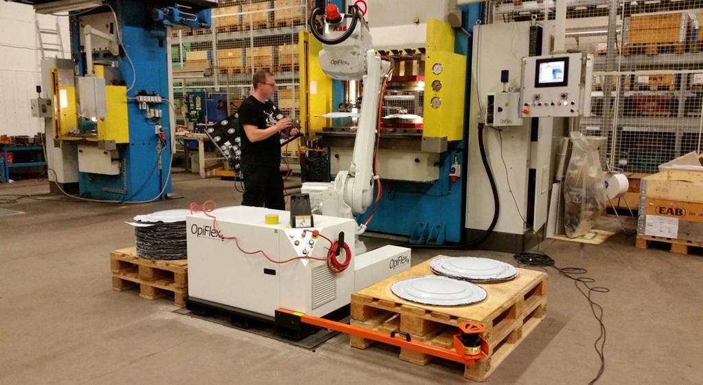 Flexibel robotisering med flyttbar robot hos WM Press